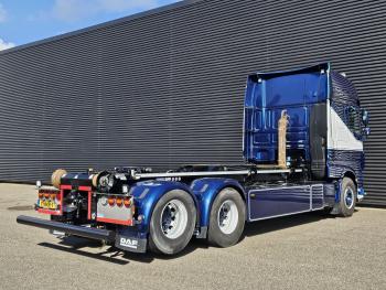 DAF XF 530 SSC 6x2 VDL HOOKLIFT 660 cm